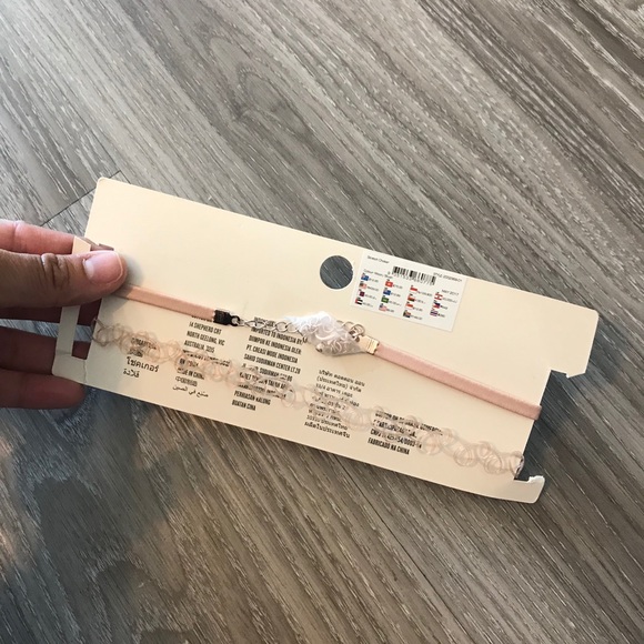 Chockers - Picture 5 of 5